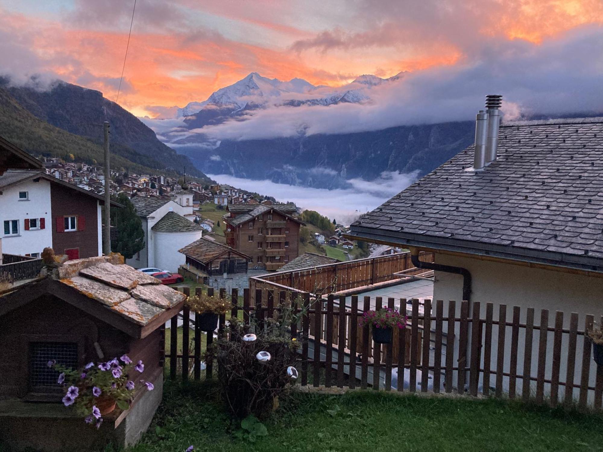 Appartement Haus Dorfblick à Grächen Extérieur photo